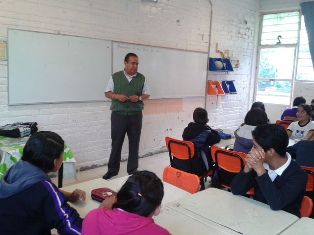 TRABAJO EN AULA 6°